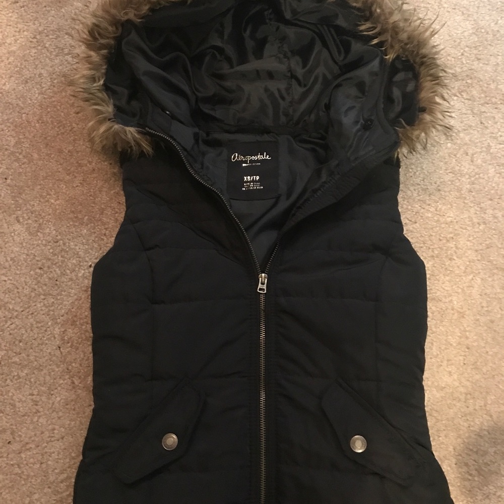 Vest with Removable fur collar